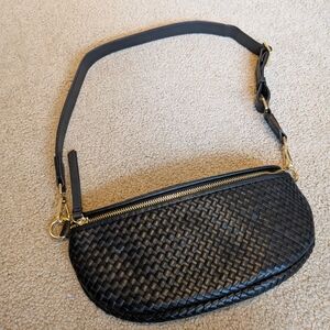 Elegant Black Woven Shoulder Bag